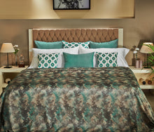 Load image into Gallery viewer, Aqua Blue Bedspread and Pillowcases Set